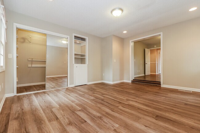 Building Photo - Great home in Summerville!