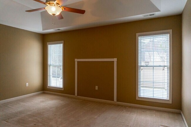 Building Photo - 40 Wayward Path