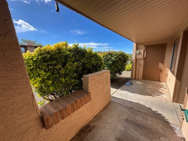 Building Photo - TOWNHOME - VILLAGE OF OAK CREEK - WILD TURKEY