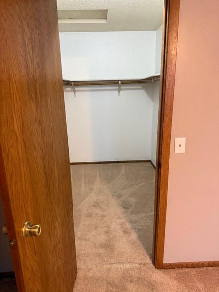 Building Photo - 14913 Echo Way