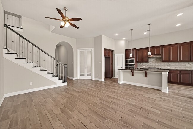 Building Photo - 2619 Lilac Point Ln