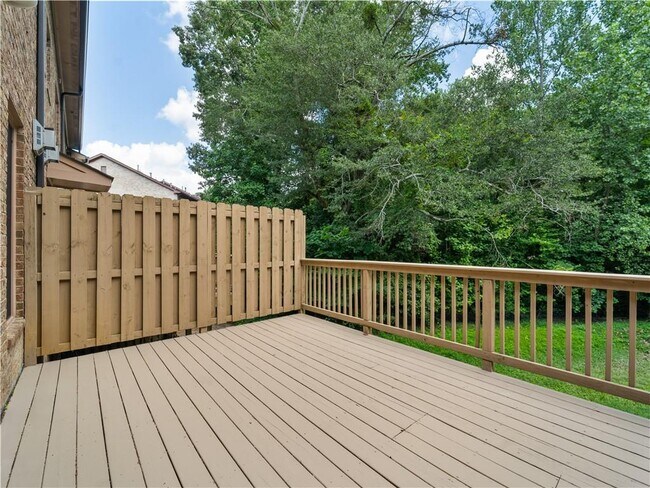 Building Photo - 3154 Chestnut Woods Dr