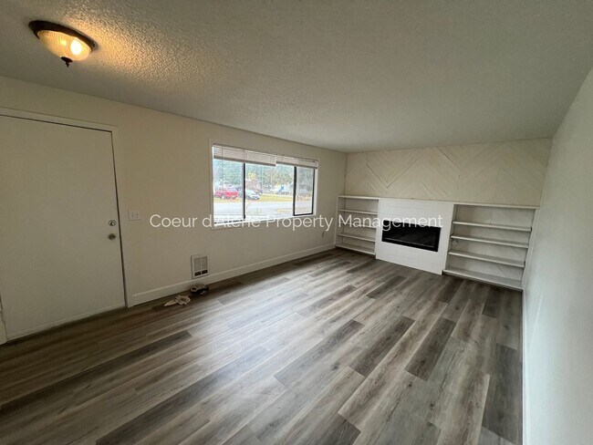 Building Photo - 14872 N Ohio St