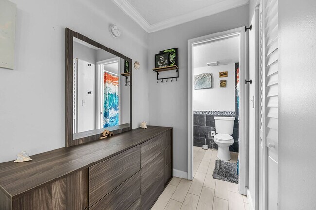 Building Photo - 1277 S Orlando Ave