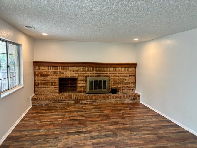 Building Photo - Charming 4bd/3ba home for rent Aurora Co 80017