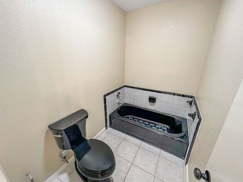 Building Photo - 3113 S Casa Linda St