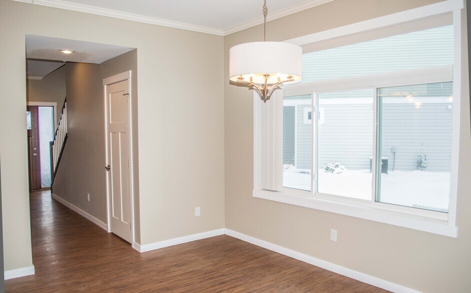 Building Photo - 16 Pleasant View Ct
