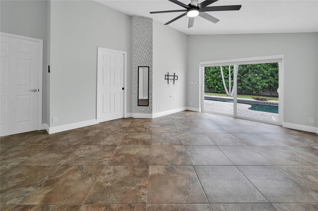 Building Photo - 8949 NW 45th Ct