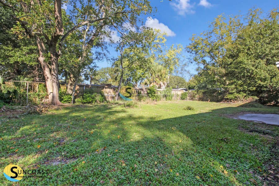 Building Photo - 2156 Bunting Dr
