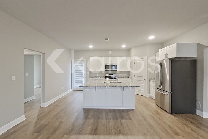 Building Photo - 13784 Willowmore Dr
