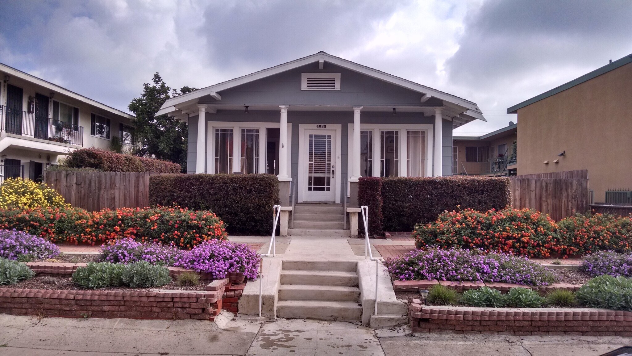 View of front house for rent. - 4035 32nd St
