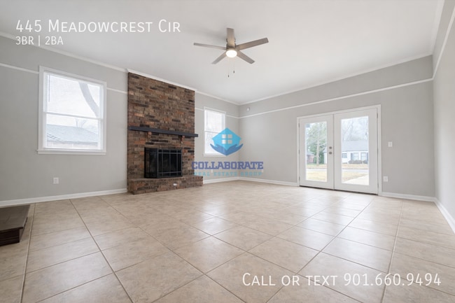 Building Photo - 445 Meadowcrest Cir