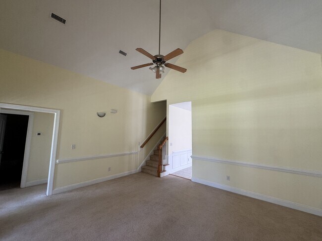 Building Photo - 210 Chadwick Shores Dr