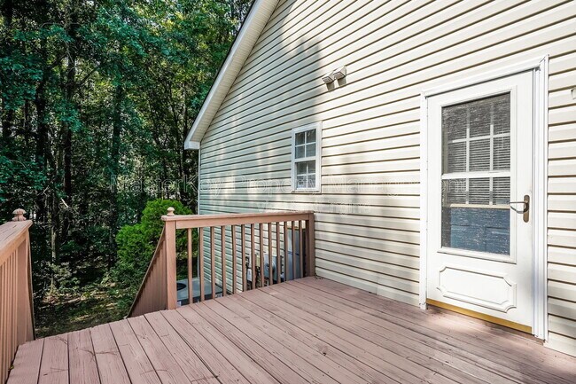 Building Photo - 317 Cross Hill Ln