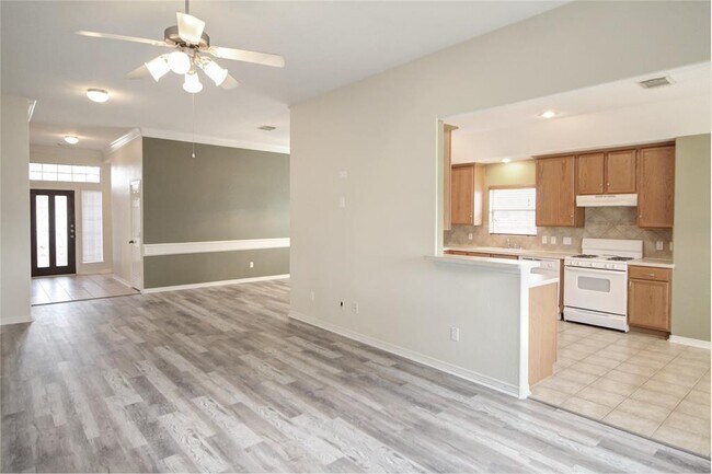 Building Photo - 20203 Goss Hollow Ln