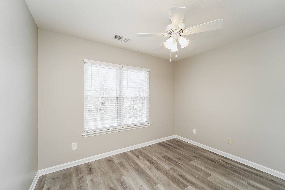 Building Photo - 8236 Rolling Meadows Ln