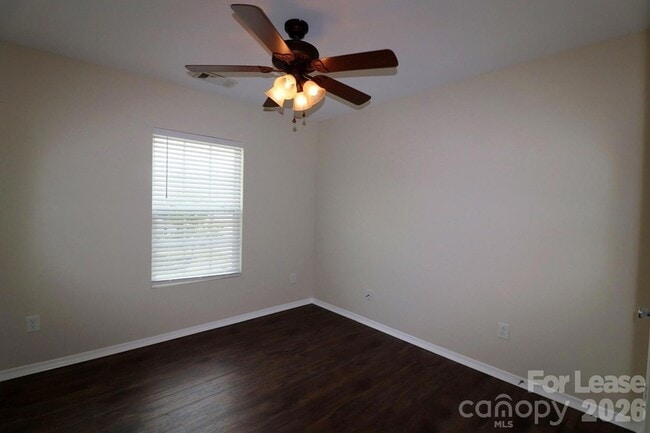 Building Photo - 13011 Lake Erie Ln