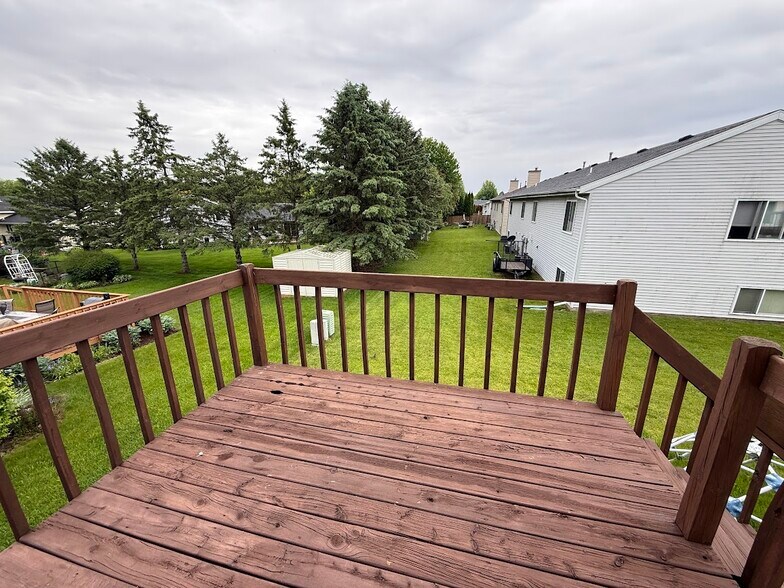 Building Photo - 1627 Rustic Dr