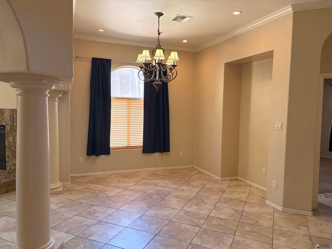 Building Photo - 4568 La Quinta Ln