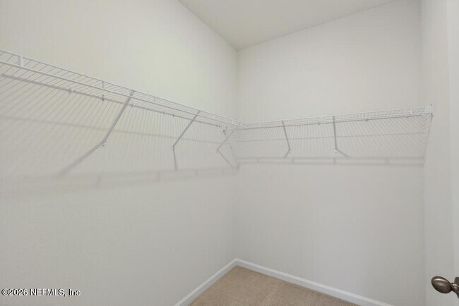 Building Photo - 368 Woods Ln