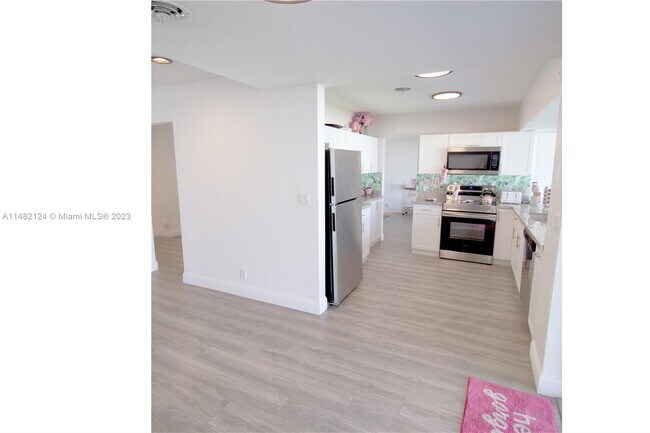 Building Photo - 4709 Washington St