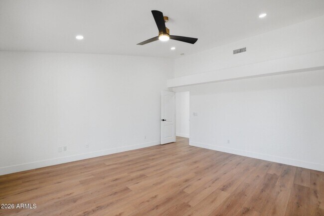 Building Photo - 15005 N Rica Vida Way