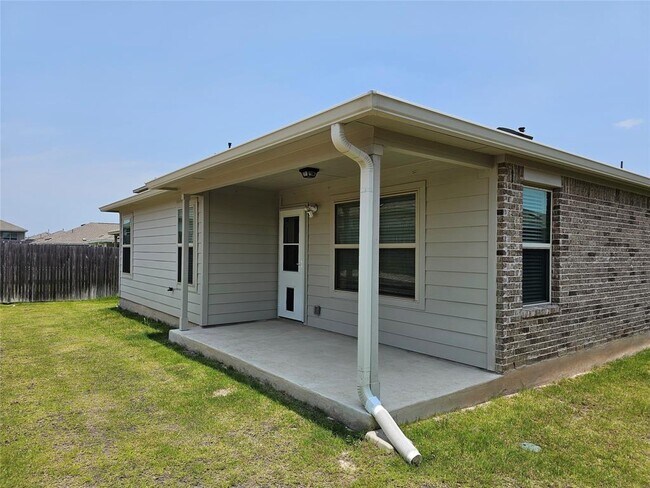 Building Photo - 21408 Bird Wing Dr