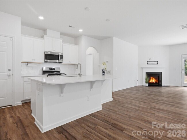 Building Photo - 1012 Whipcord Dr