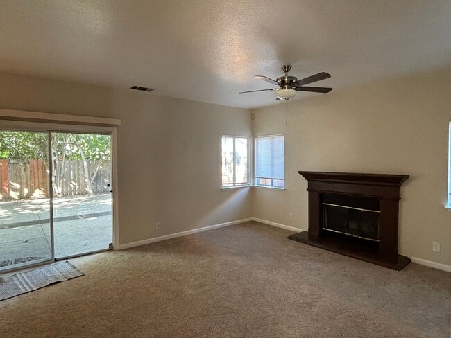 Building Photo - 5021 Chaparral Ct