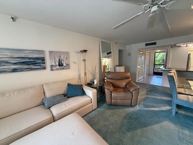 Building Photo - 2788 Tennis Club Dr