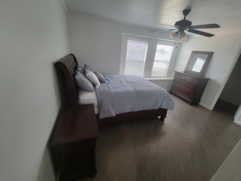 Building Photo - 2028 Valley Forge Trail