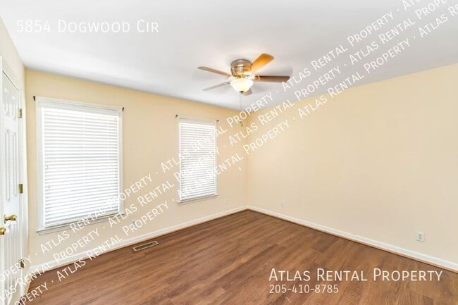 Building Photo - 5854 Dogwood Cir