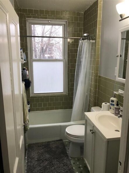 Building Photo - 11 Eustis St