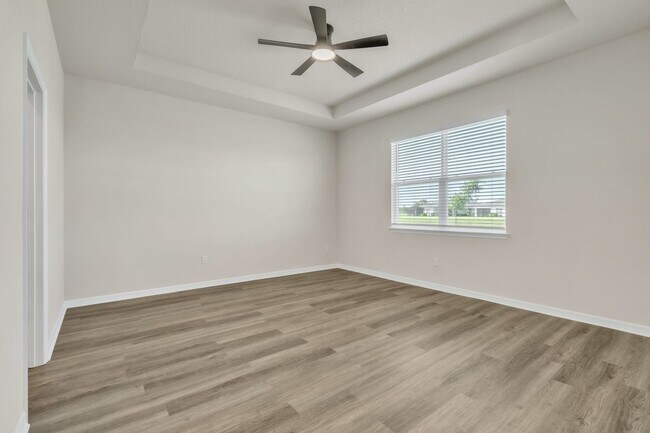 Building Photo - 3 Bedroom Villa - Star Farms