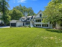 Building Photo - 1350 Battleview Dr NW