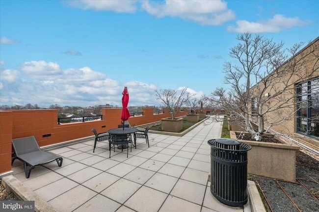 Building Photo - 1111 Oronoco St