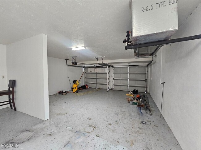 Building Photo - 129 Highview Ave