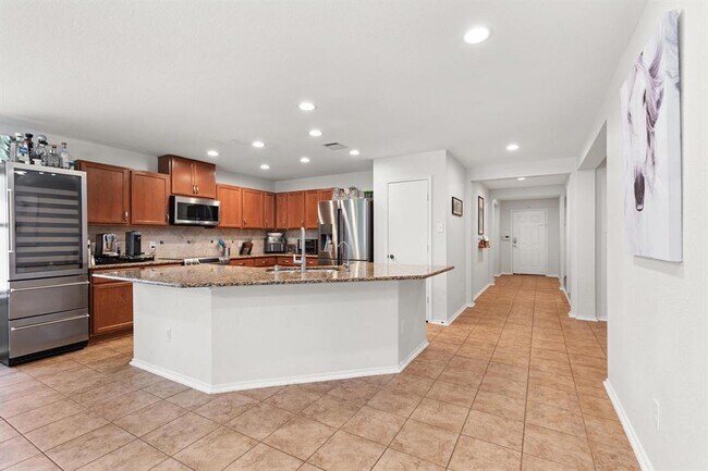 Building Photo - 14224 Lake Victor Dr