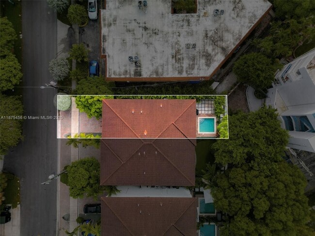 Building Photo - 3506 NE 166th St