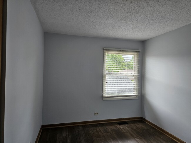 Building Photo - 1016 Concord Dr