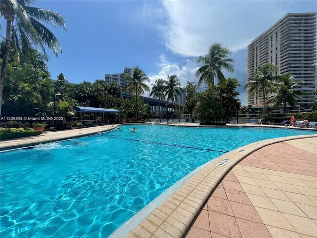 Building Photo - 19390 Collins Ave