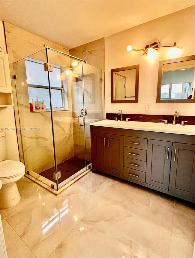 Building Photo - 1841 SW 176th Ave