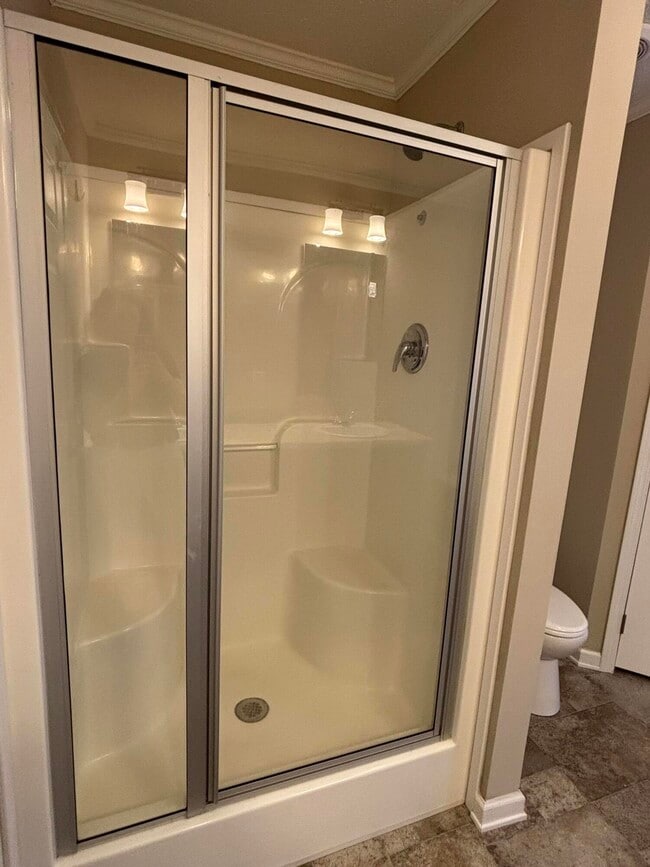 Building Photo - 205 Joy Rd