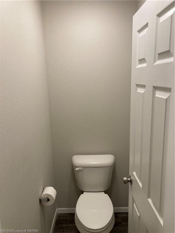 Building Photo - 8004 Dogwood Dr