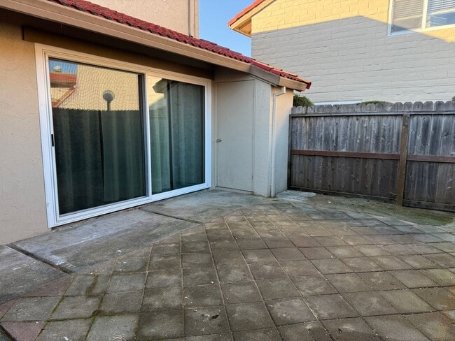 Building Photo - 79 Avram Ave