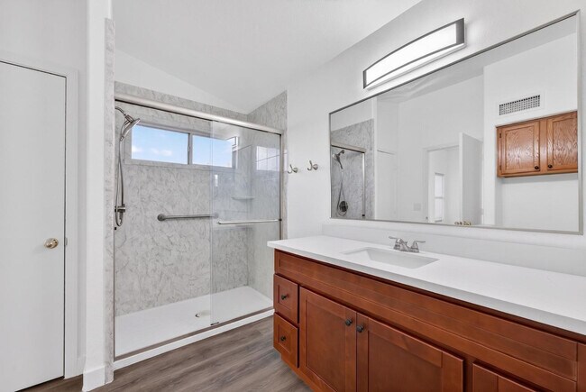 Building Photo - 2481 S Karen Dr