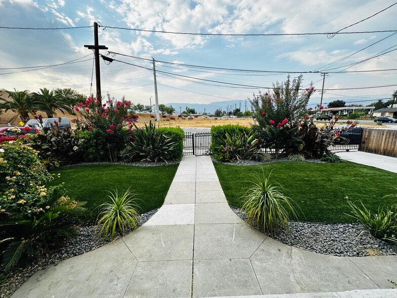 Building Photo - 823 W Orange St