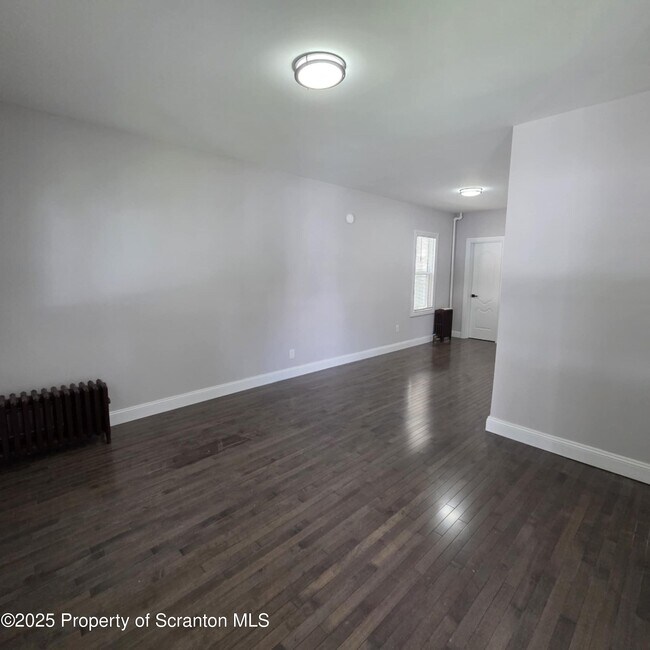 Building Photo - 1445 Hawthorne St