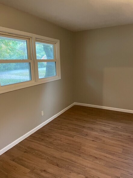 Bedroom 2 - 9215 ARISTIDES DR