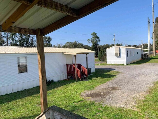 Building Photo - 4716 Chumuckla Hwy